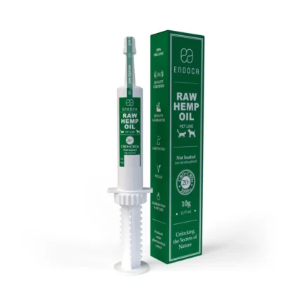 Extract de cânepă RAW pentru animale Endoca, 20% CBD+CBDa, în seringă albă de 10g, ambalat în cutie verde PET LINE